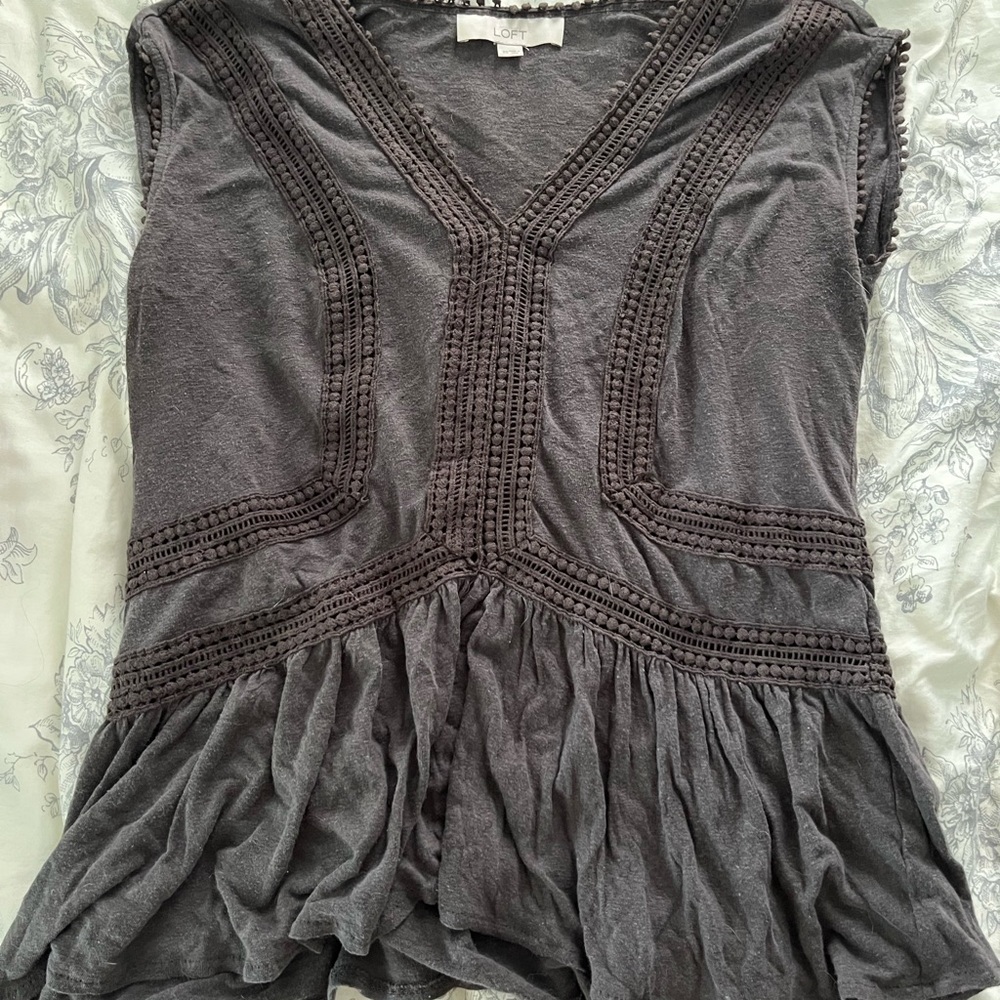 LOFT Gray Ruffled Asymmetrical Peplum Blouse